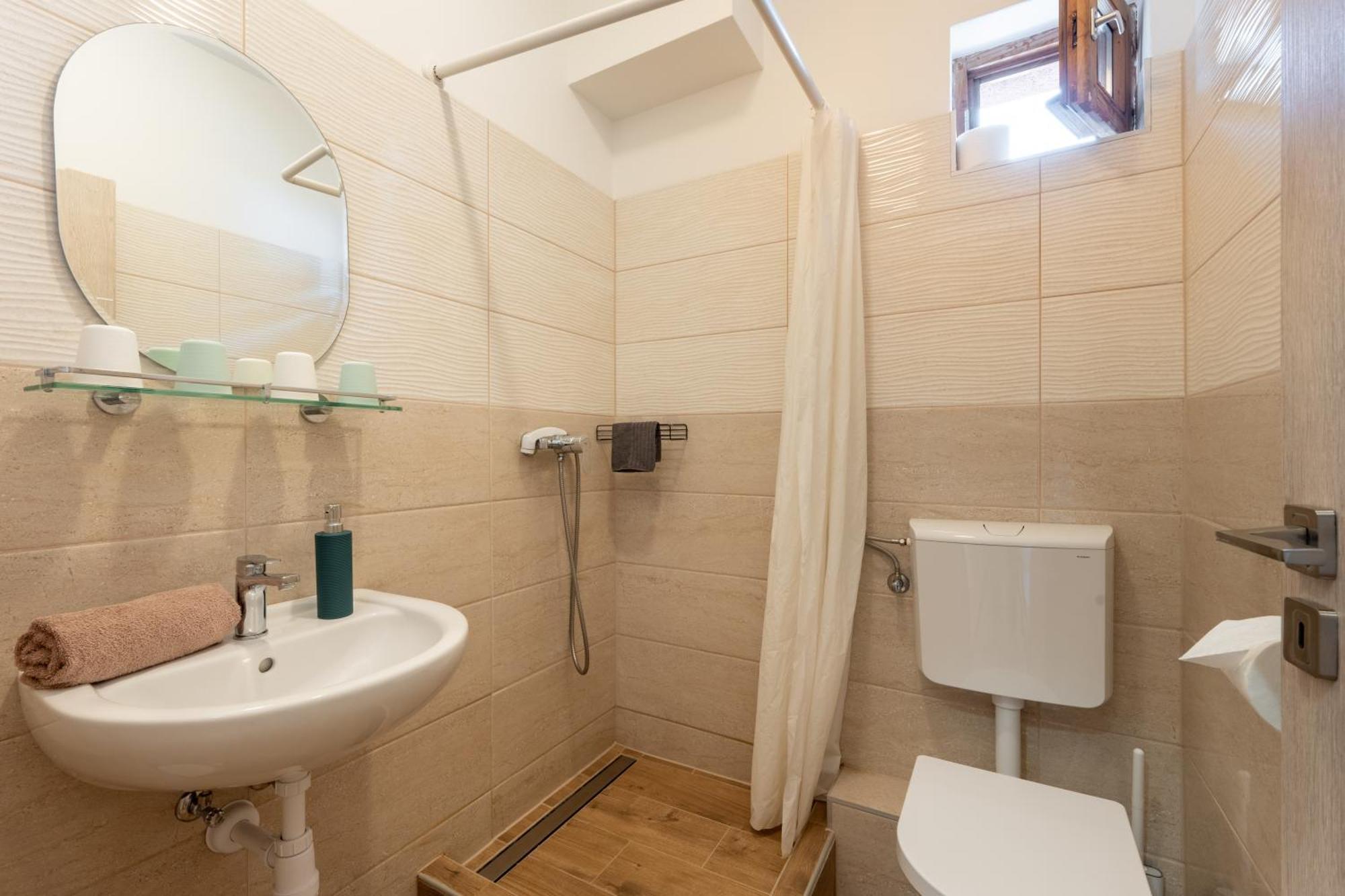 Szenti Vendeghaz Bed and Breakfast Győr Exteriör bild